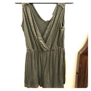 Army green romper